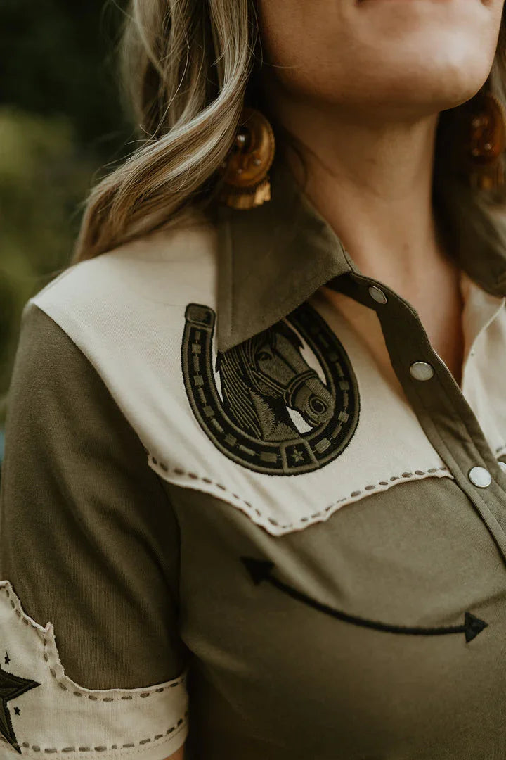 Rodeo quincy brave horse button up